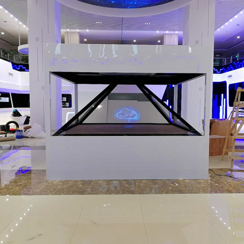 安徽阜阳行政政务服务中心：3米全息投影展示设备