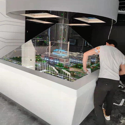 中日联谊医院：2.3米全息投影沙盘展示系统